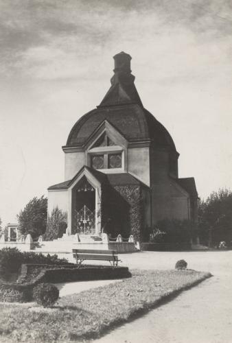 Vlastislav Hofman, ostravské krematorium, po 1925, sbírka fotografií Ostravského muzea, XVIII-26-5-25